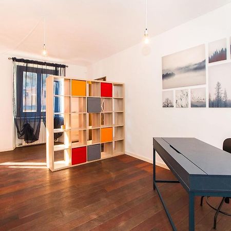 Appartamento Colorful Statuto Square Design Apart Torino Esterno foto