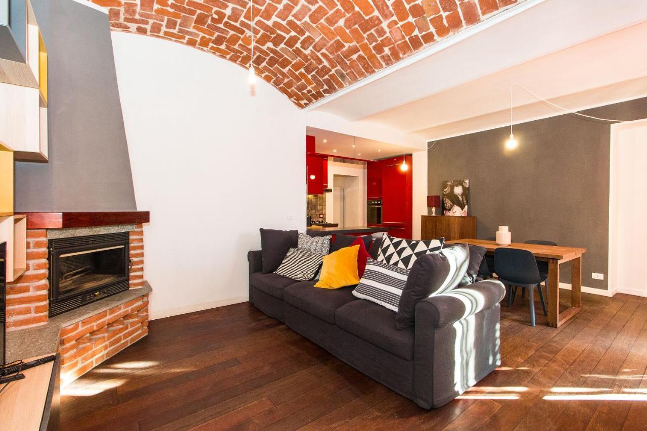 Appartamento Colorful Statuto Square Design Apart Torino Esterno foto