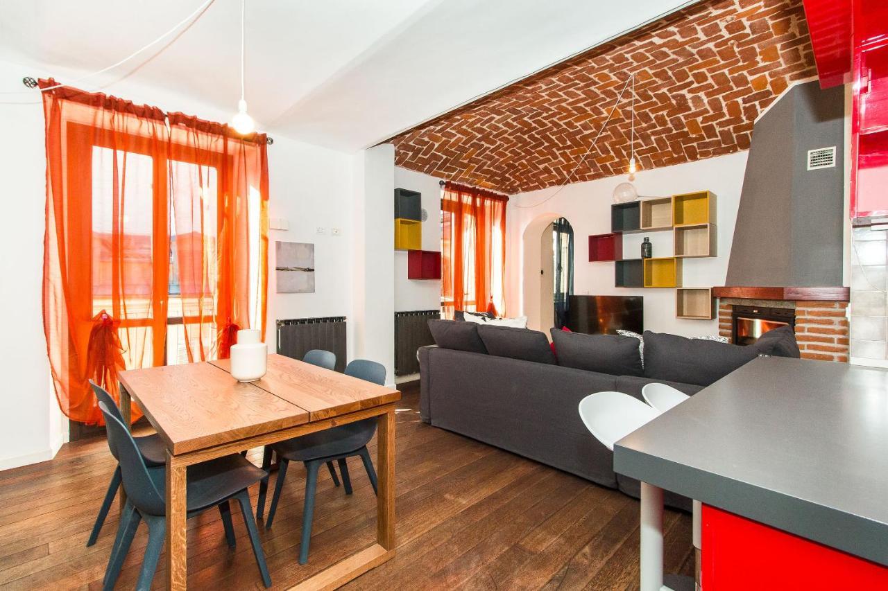 Appartamento Colorful Statuto Square Design Apart Torino Esterno foto